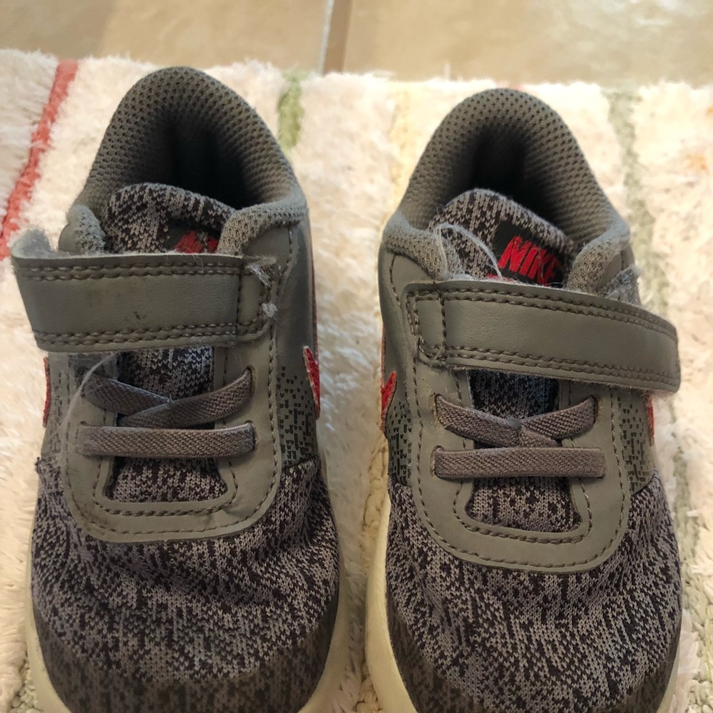Toddler Nike’s